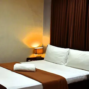 Hotel Arzo Makati